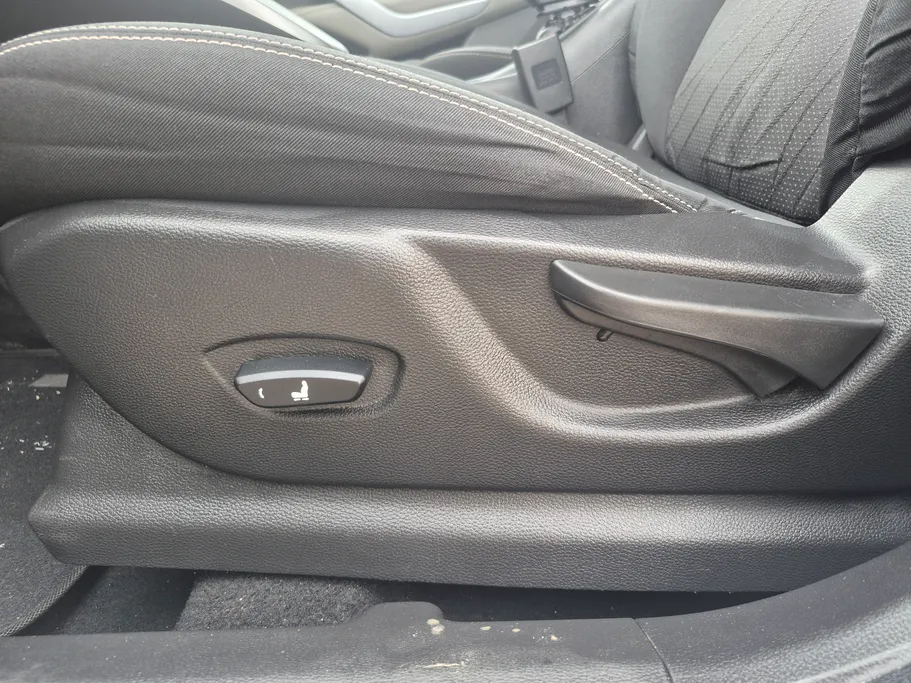 2023 Chevrolet Groove LT 