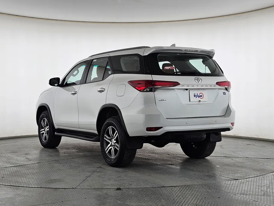 2024 Toyota Fortuner GX 