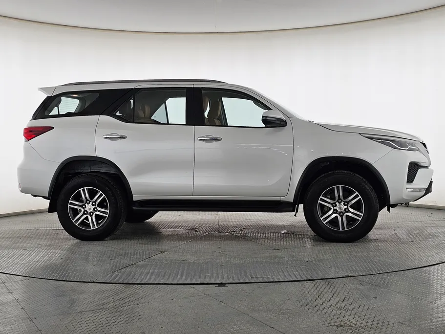 2024 Toyota Fortuner GX 