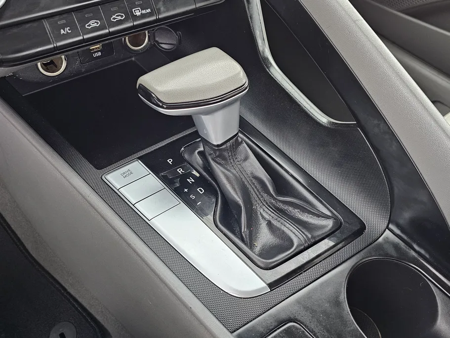 2021 Hyundai Elantra Fleet 