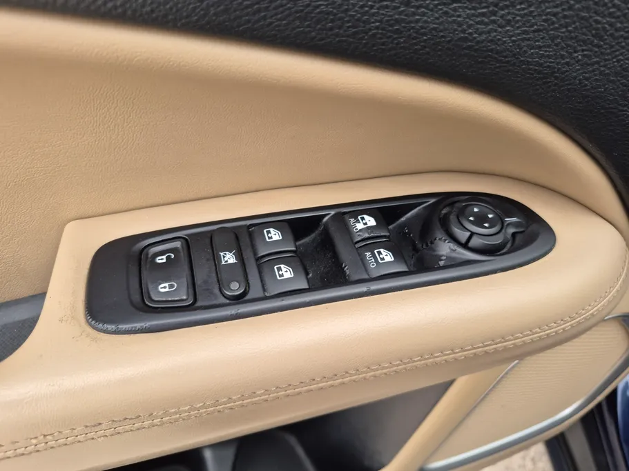 جيب كومباس Longitude 2019 