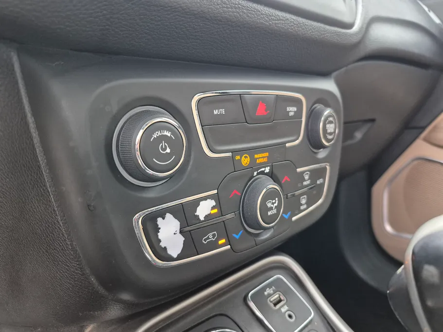 جيب كومباس Longitude 2019 