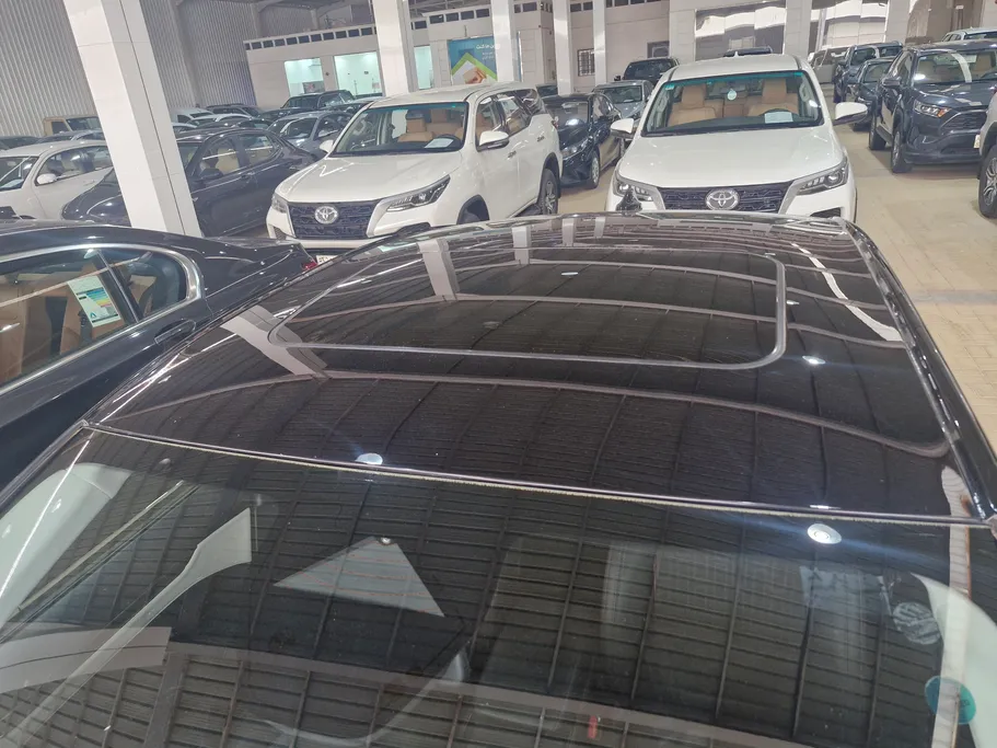 2024 Ford Taurus Trend 