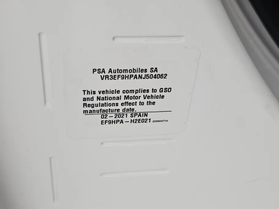 2022 Peugeot Partner Short van 