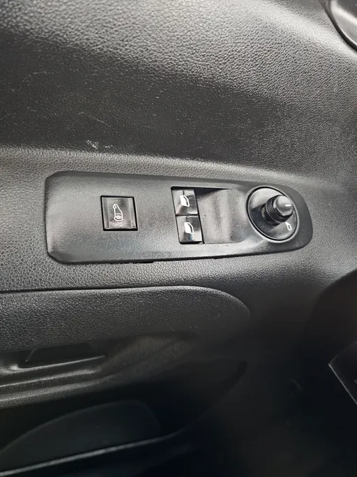 2022 Peugeot Partner Short van 