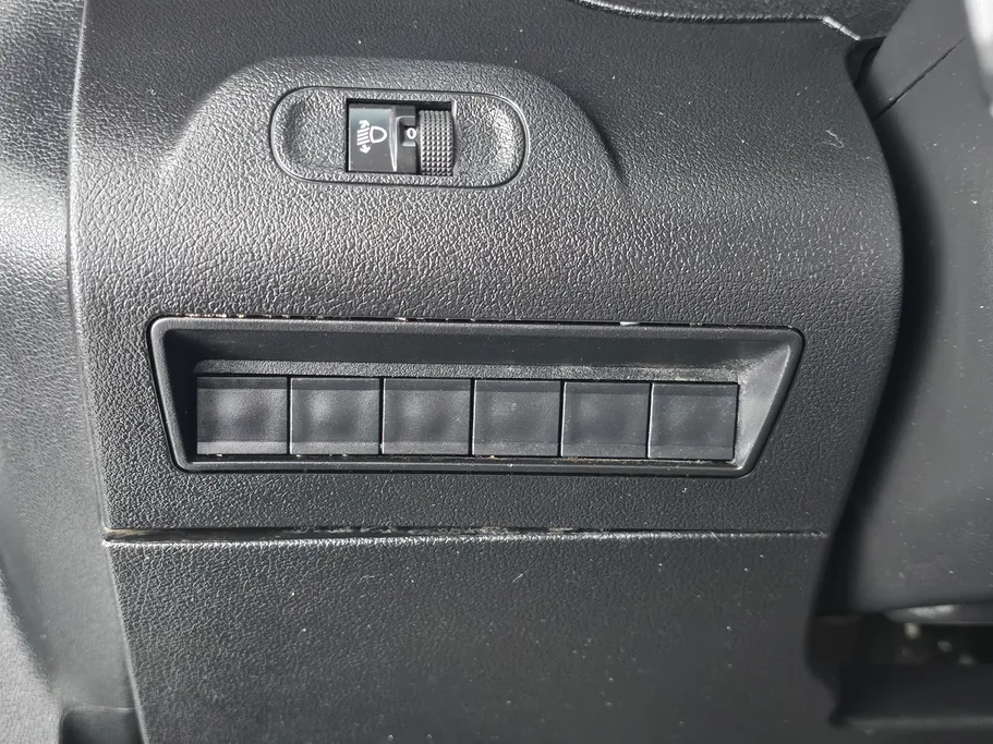 2022 Peugeot Partner Short van 