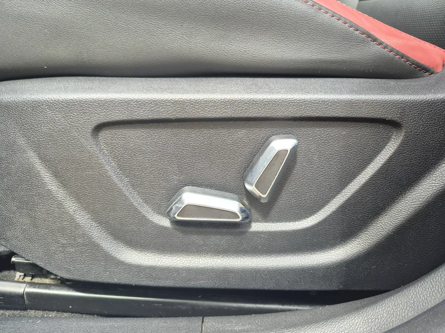 2023 Geely Coolray Plus 