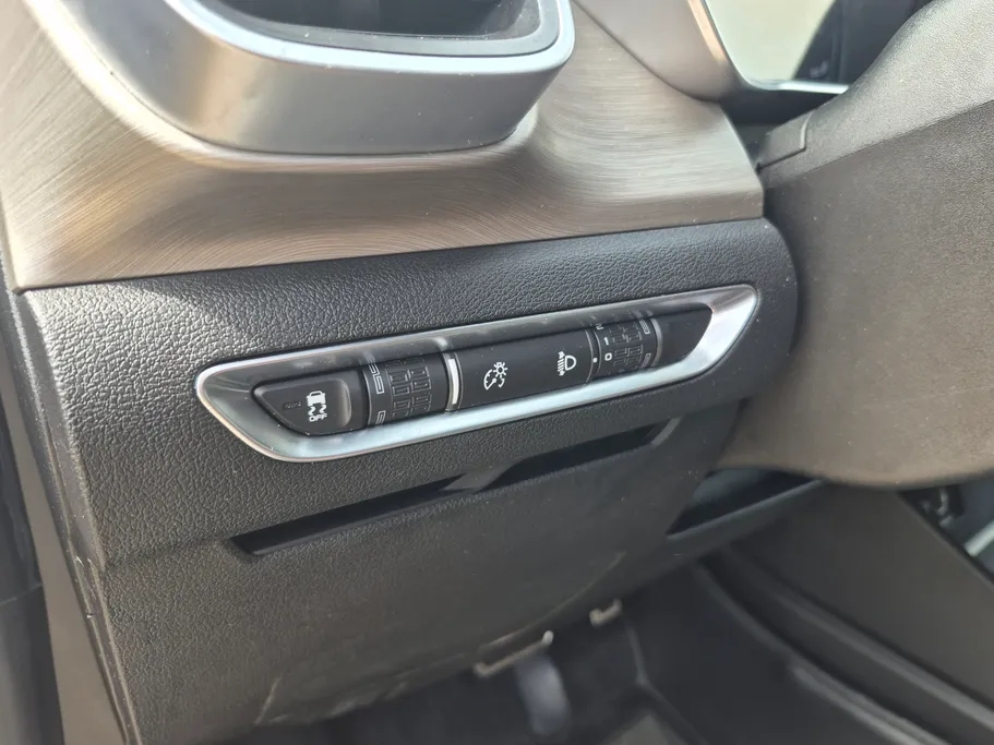 2023 Geely Coolray Plus 