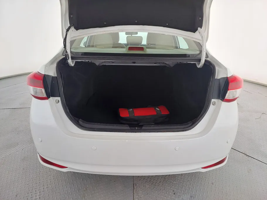 تويوتا يارس Y 2021 