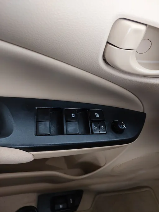 تويوتا يارس Y 2021 