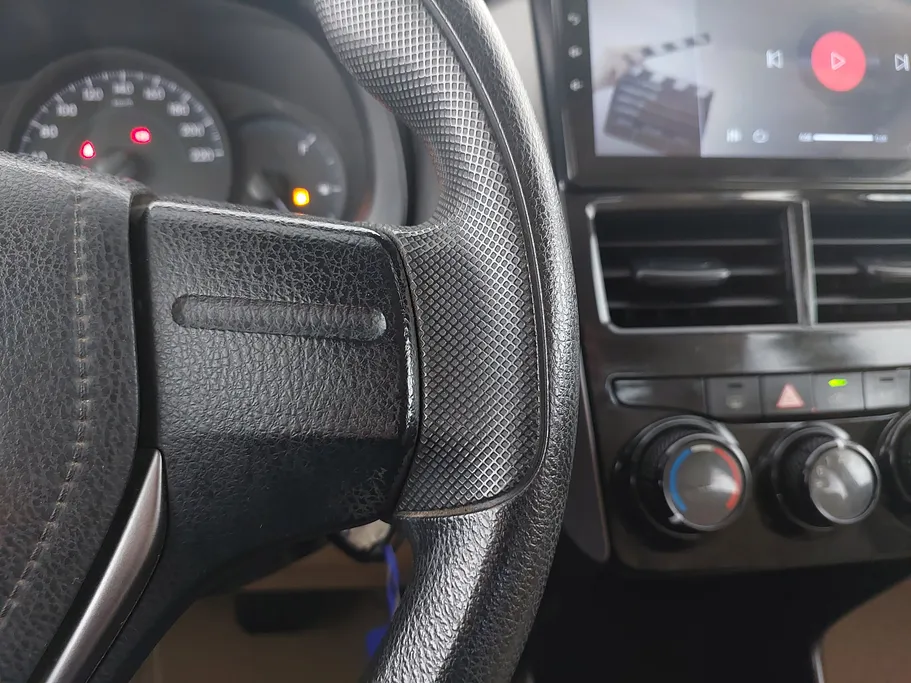 تويوتا يارس Y 2021 