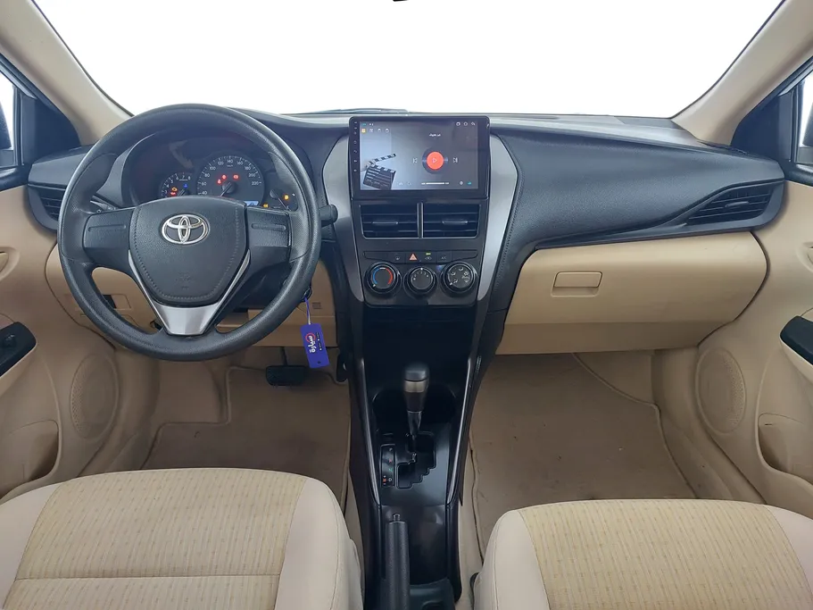 تويوتا يارس Y 2021 