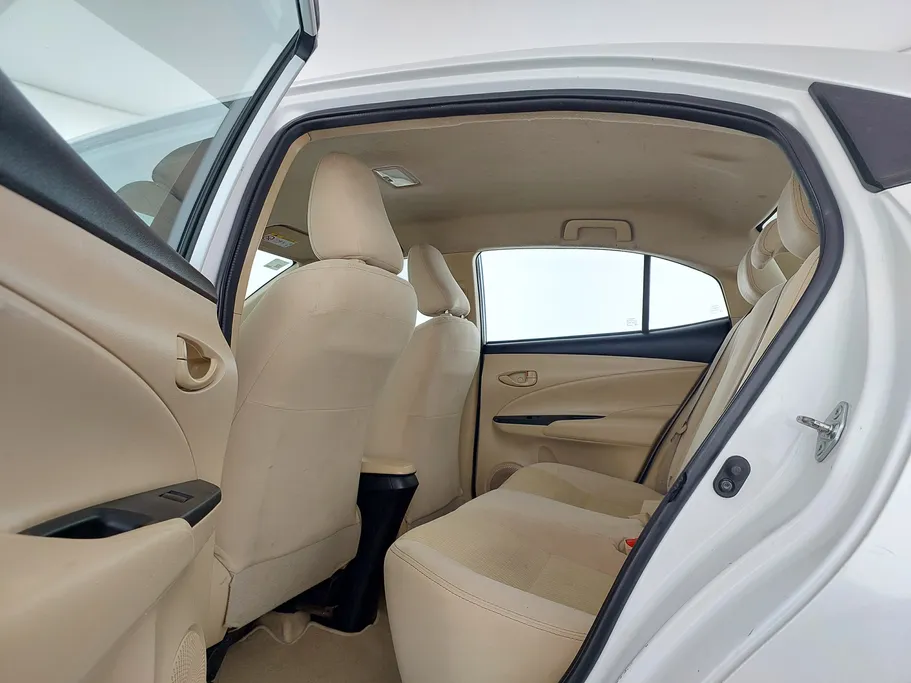 تويوتا يارس Y 2021 