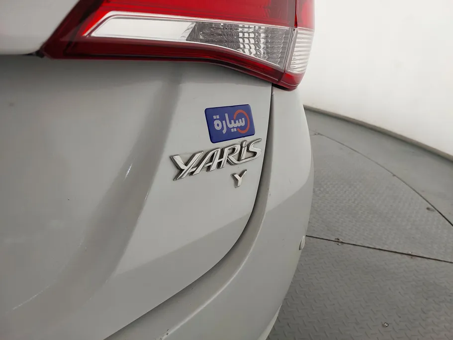 تويوتا يارس Y 2021 