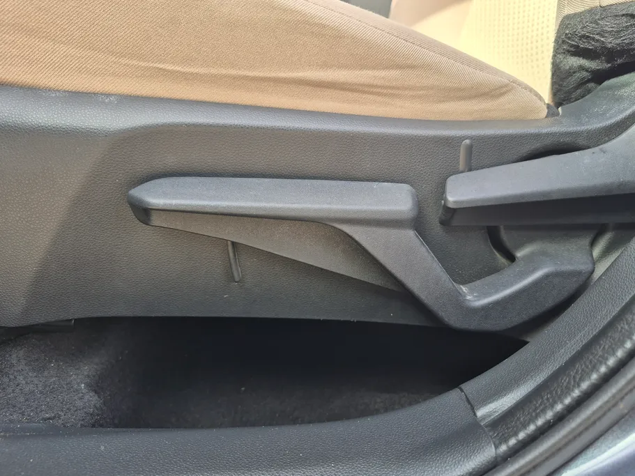 تويوتا يارس Y 2023 