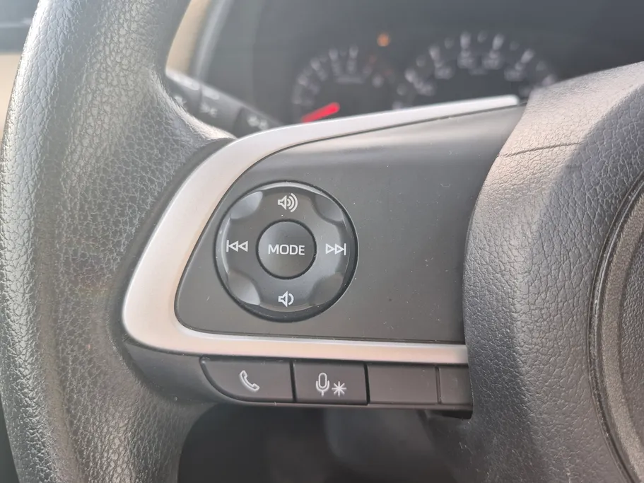 تويوتا يارس Y 2023 