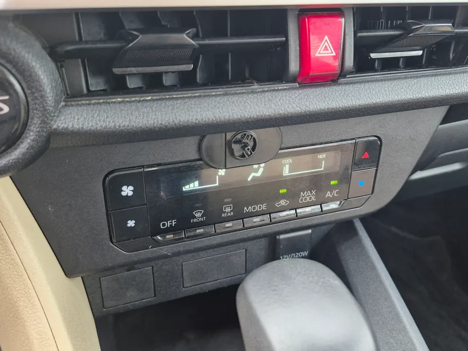 2023 Toyota Yaris  Y 