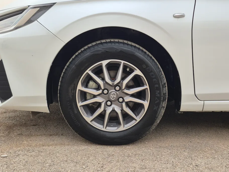 تويوتا يارس Y 2023 