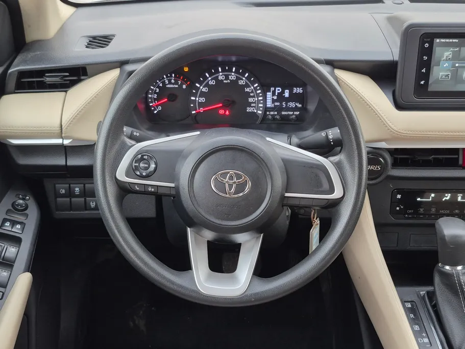 تويوتا يارس Y 2023 