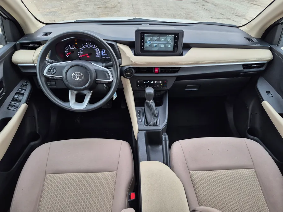 تويوتا يارس Y 2023 