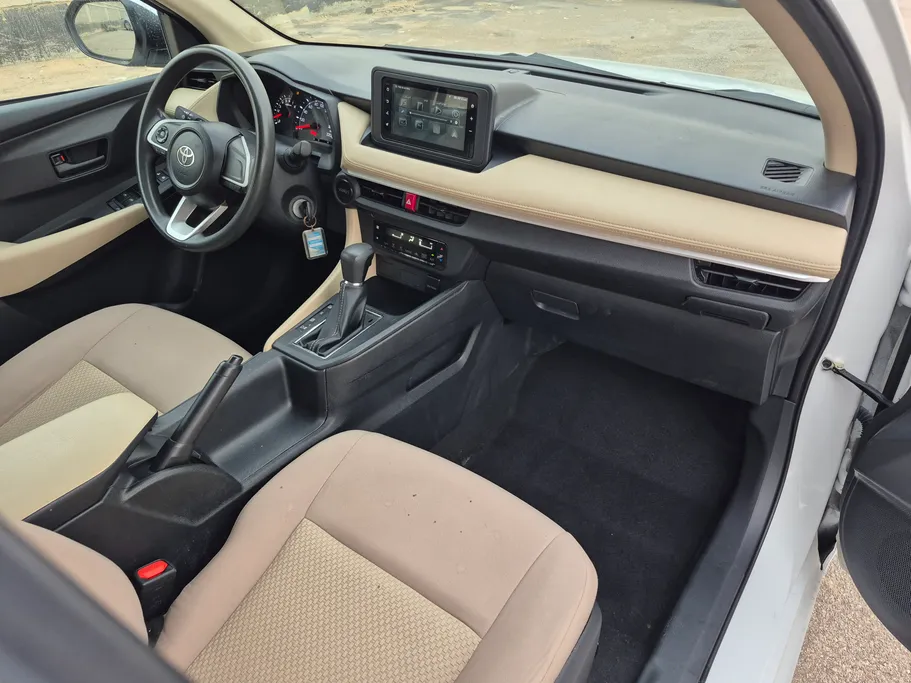 تويوتا يارس Y 2023 