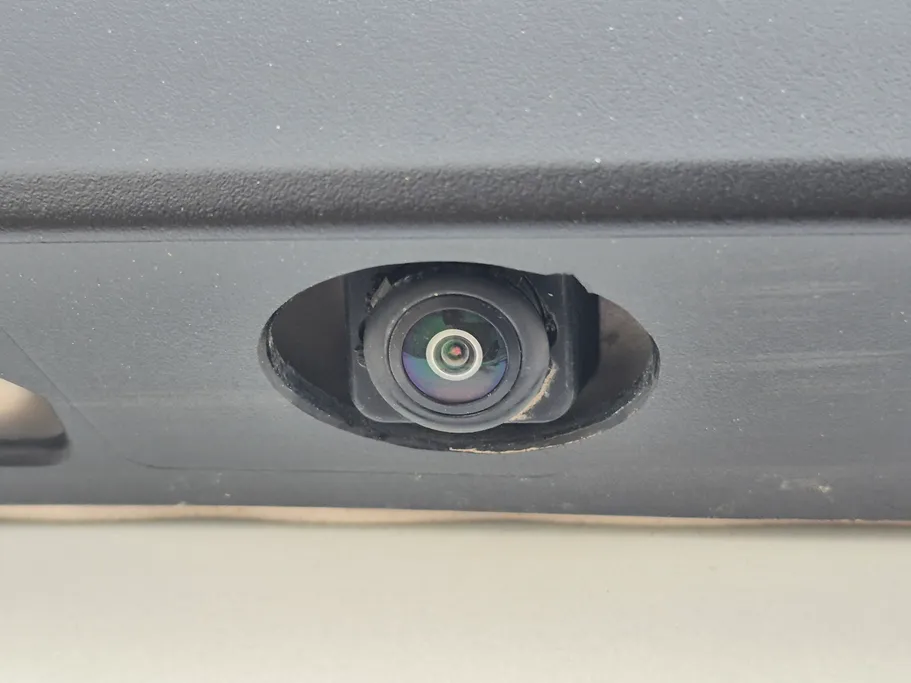 تويوتا يارس Y 2023 