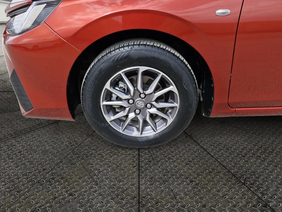 تويوتا يارس Y 2024 