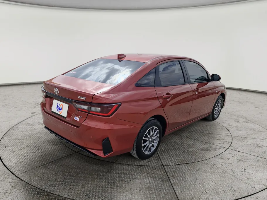 تويوتا يارس Y 2024 