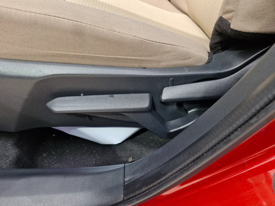 تويوتا يارس Y 2024 