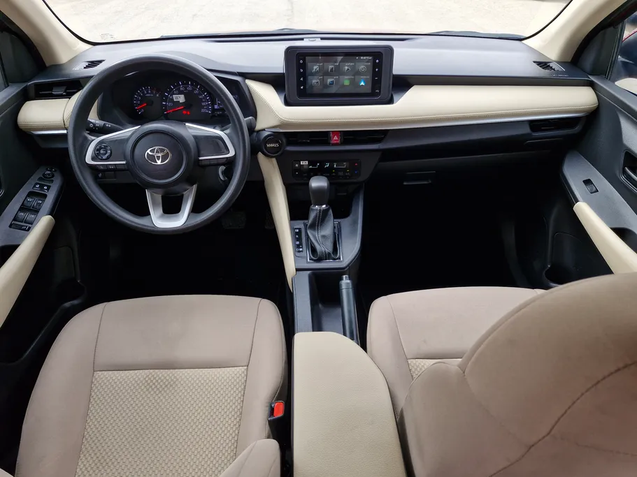 تويوتا يارس Y 2024 