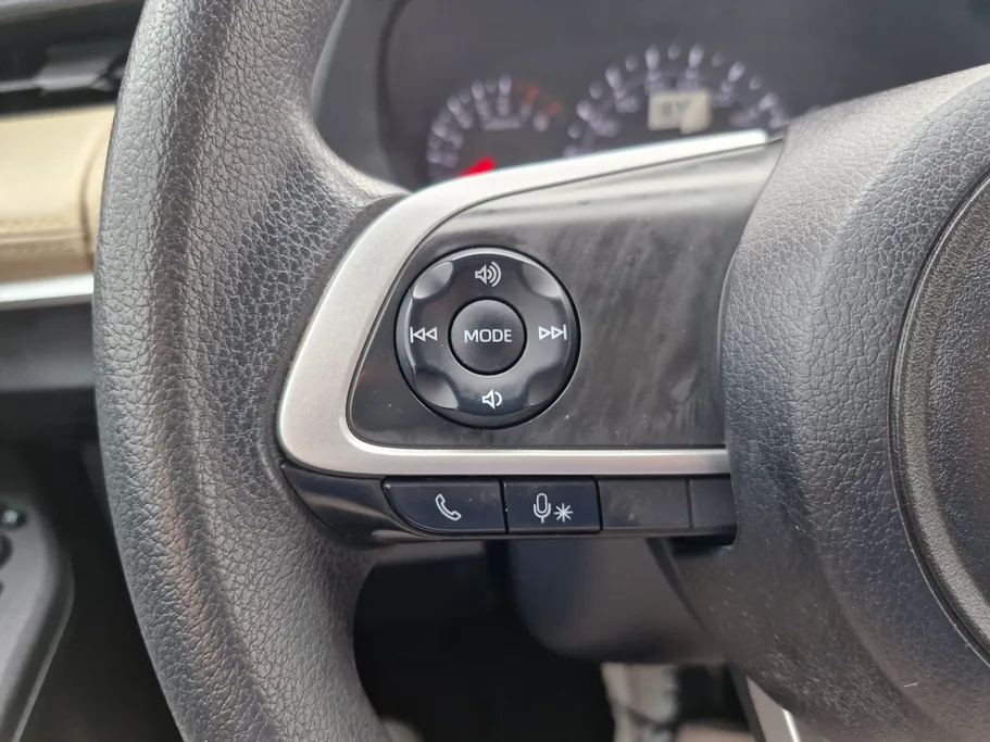 تويوتا يارس Y 2024 