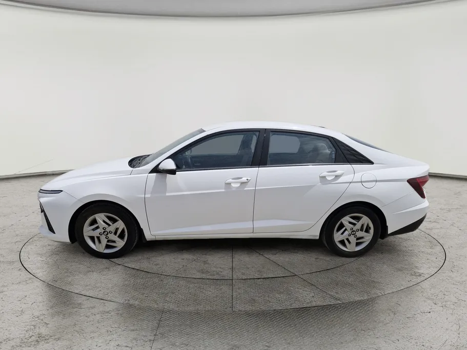 هيونداي اكسنت سمارت 2024 