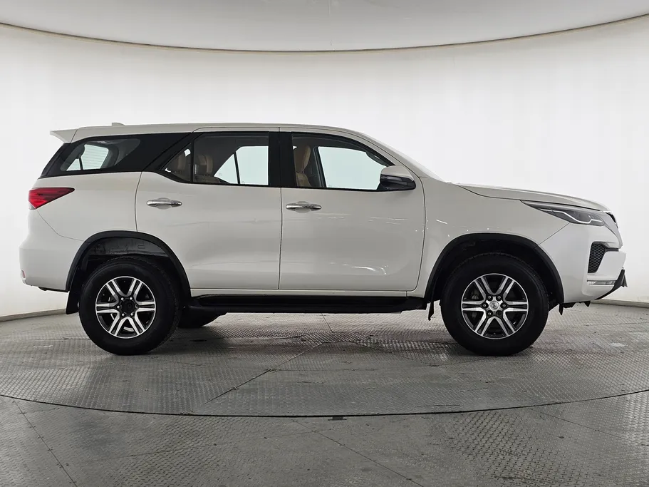 2022 Toyota Fortuner GX 