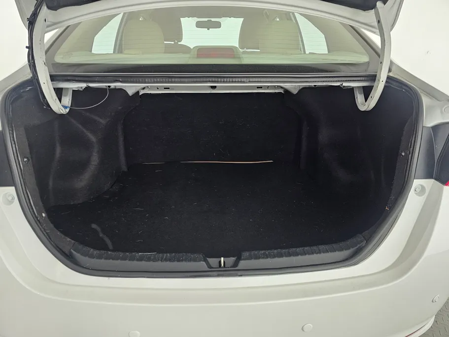 تويوتا يارس Y 2022 