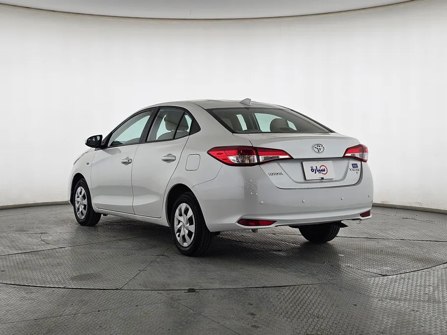 تويوتا يارس Y 2022 