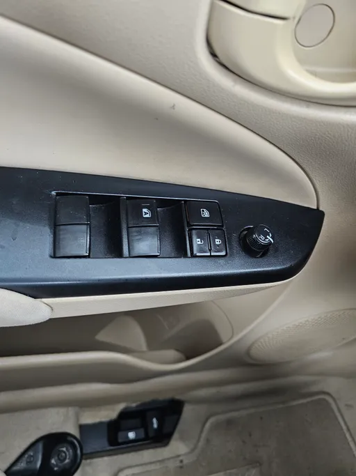 تويوتا يارس Y 2022 