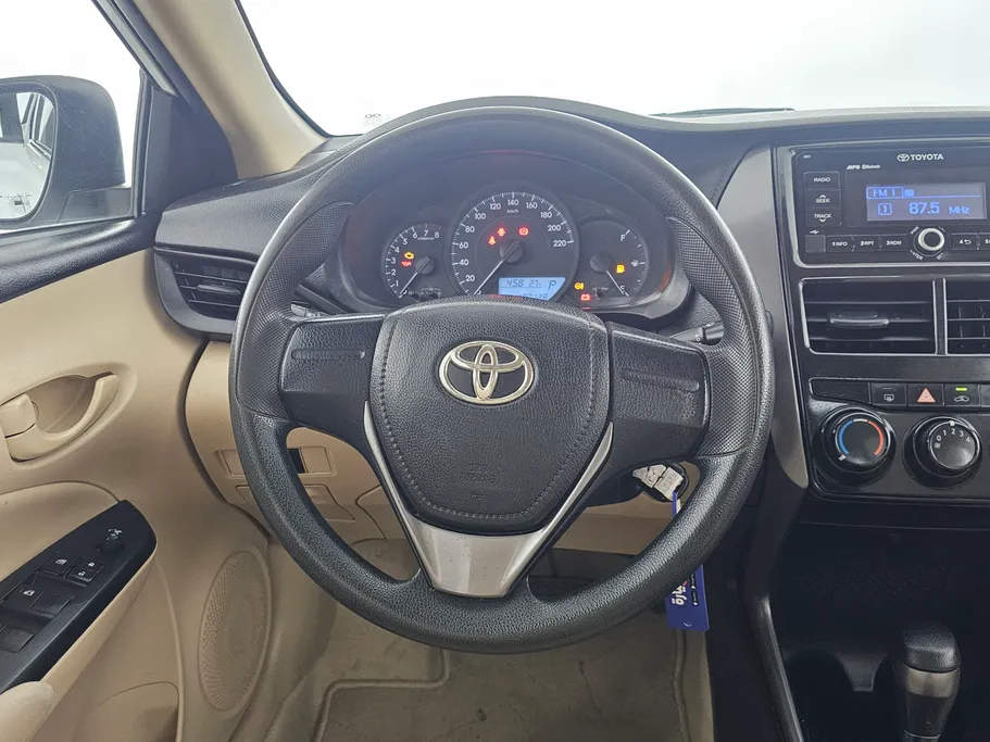 تويوتا يارس Y 2022 