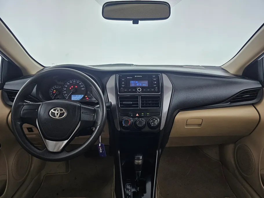 تويوتا يارس Y 2022 