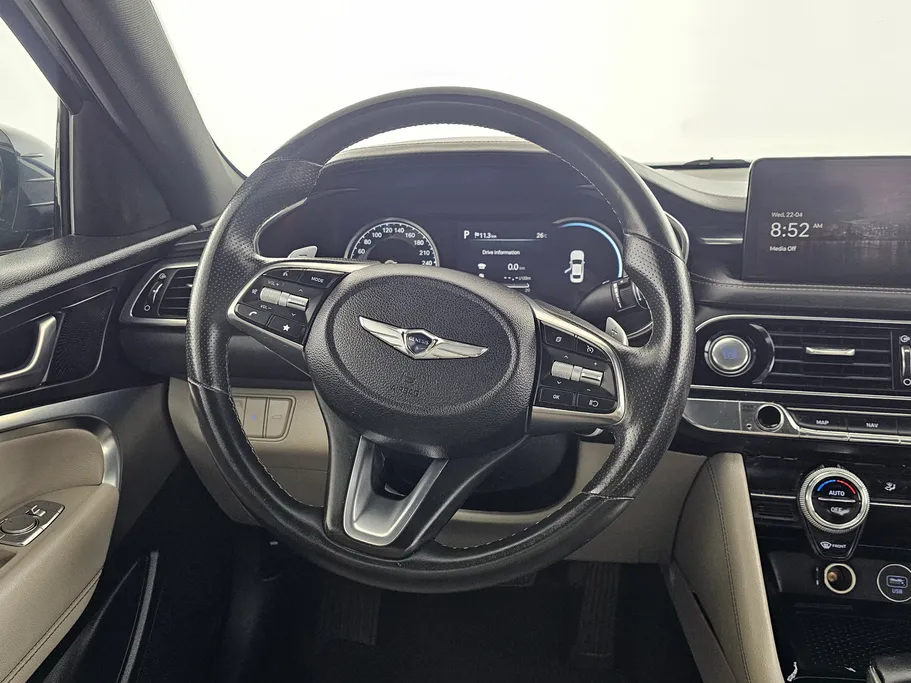 2023 Genesis G70  