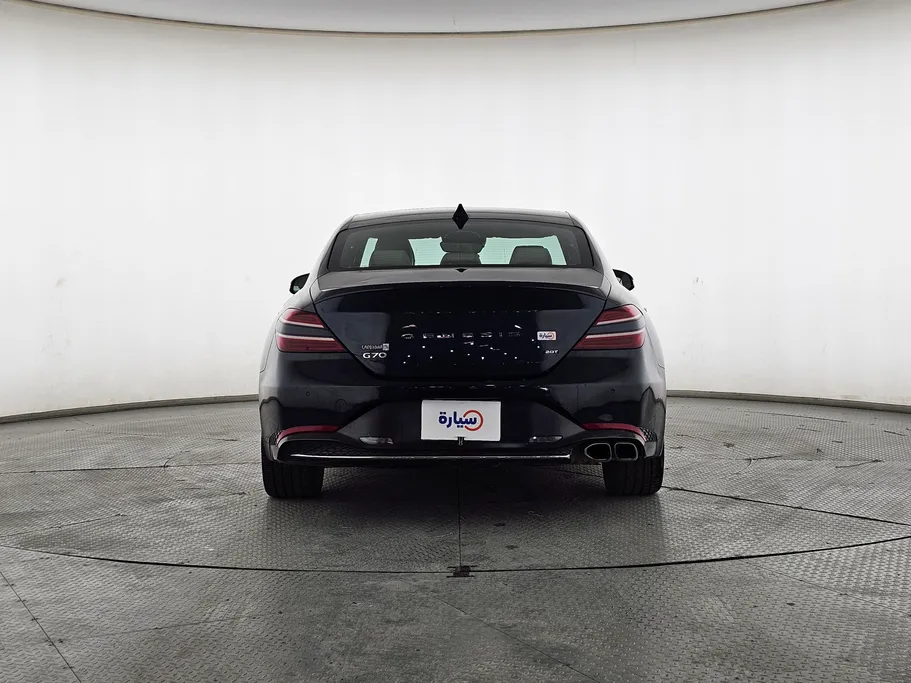 2023 Genesis G70  