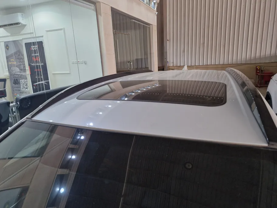 2024 Toyota Corolla Cross XLE HEV 