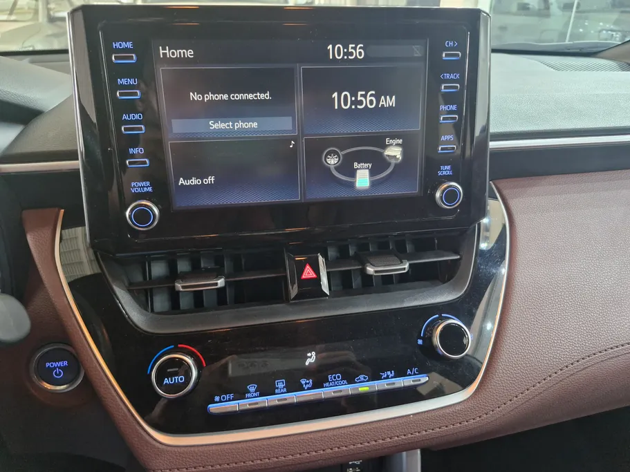 2024 Toyota Corolla Cross XLE HEV 