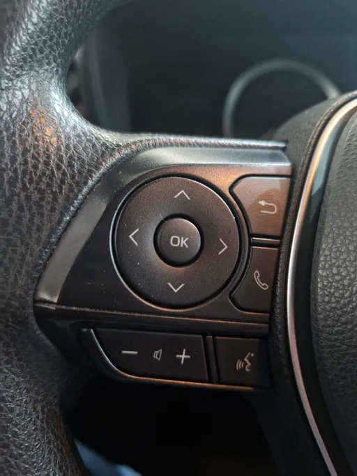 2024 Toyota Corolla Cross XLE HEV 