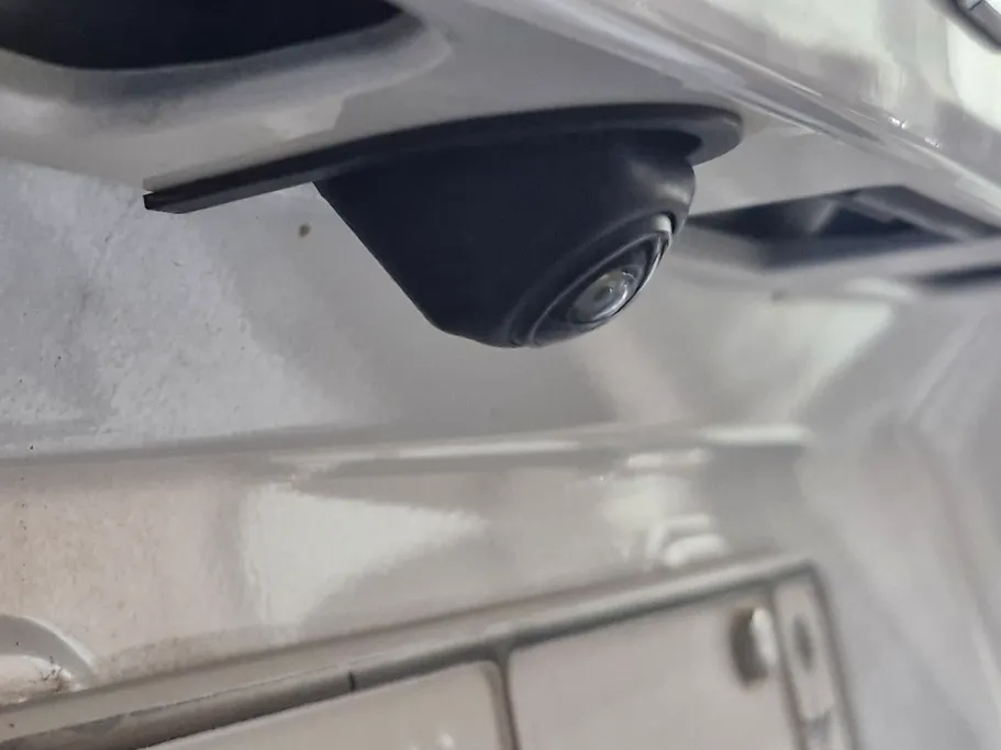 2024 Toyota Corolla Cross XLE HEV 