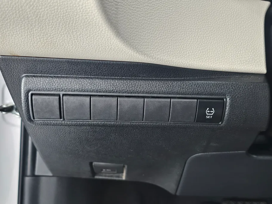 2024 Toyota Corolla XLI 