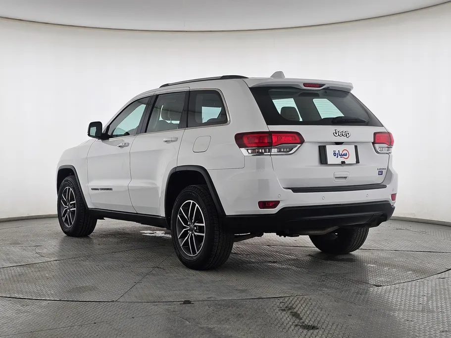 جيب جراند شيروكي لاريدو 2020 