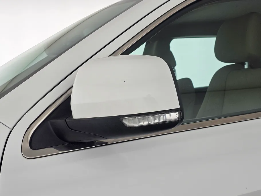 جيب جراند شيروكي لاريدو 2020 