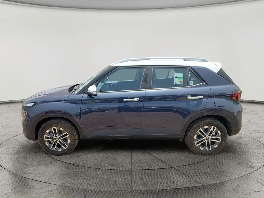 2024 Hyundai Venue Premium 