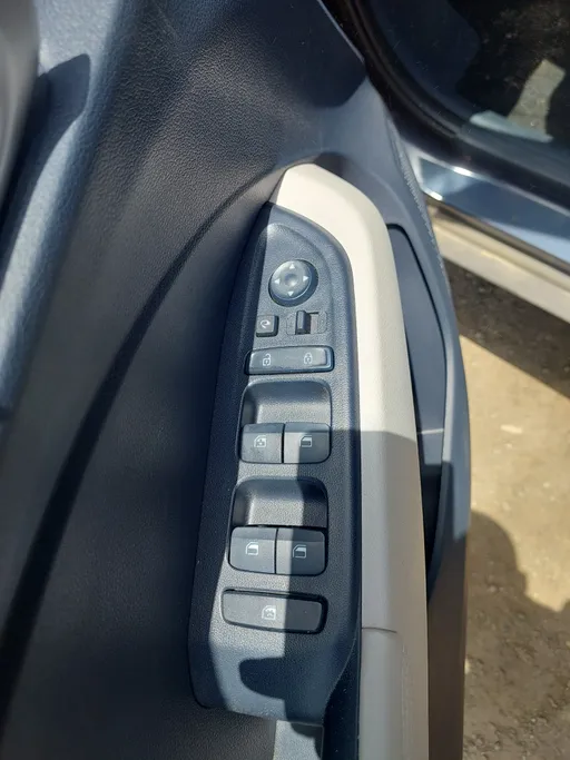 2024 Hyundai Venue Premium 