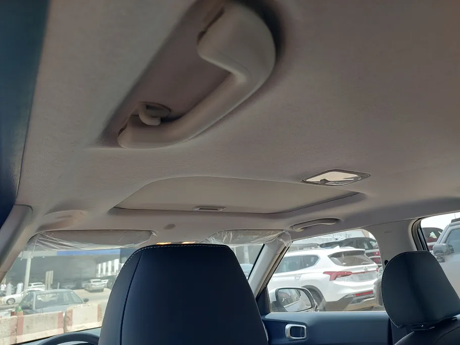 2024 Hyundai Venue Premium 